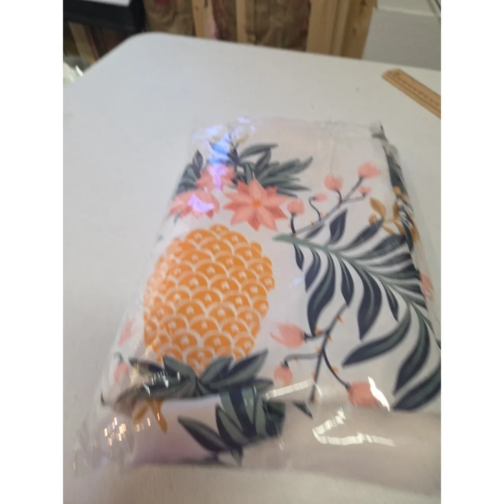 60in X‎ 102  Cloth Pineapples And Flowers  Floral Tablecloth Hawaiian Summer....